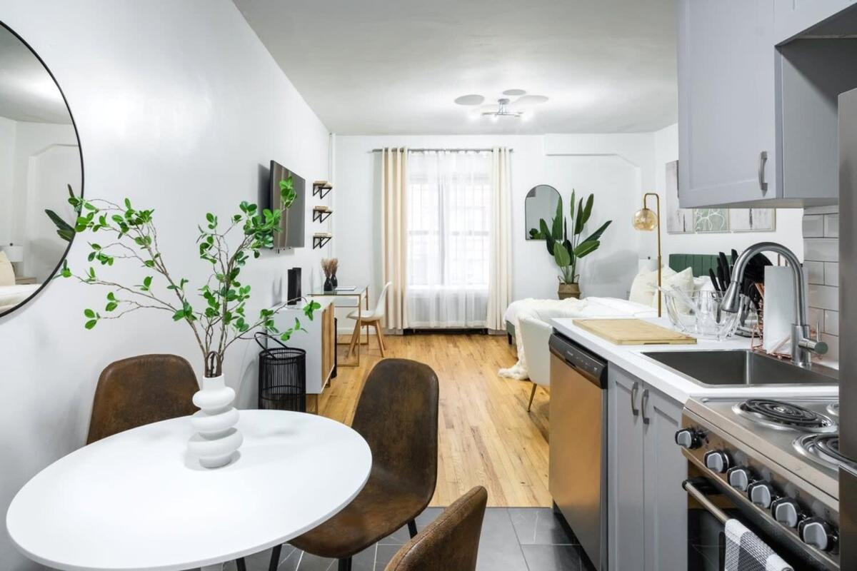 Appartement 74-1a New In Prime Uws - Gym In Building New York